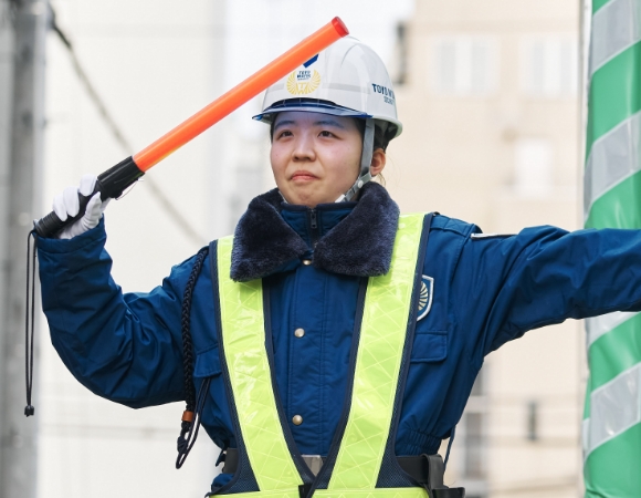 電気通信　誘導警備スタッフ　 日払いOK