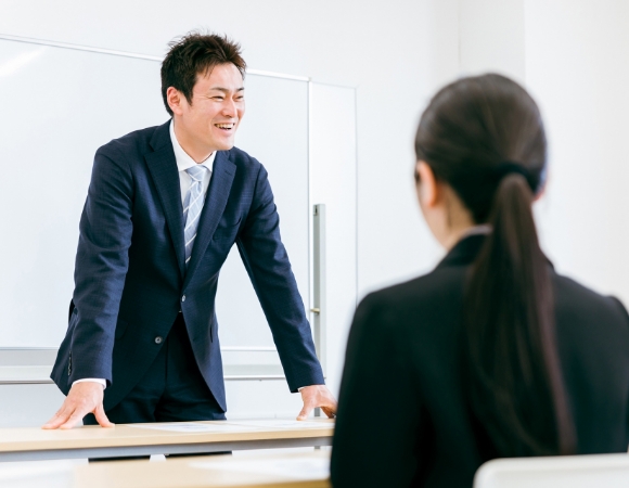 ＜急募＞警備会社の内勤・幹部候補社員◆警備業務検定2級必須◆警備員指導教育責任者所持歓迎