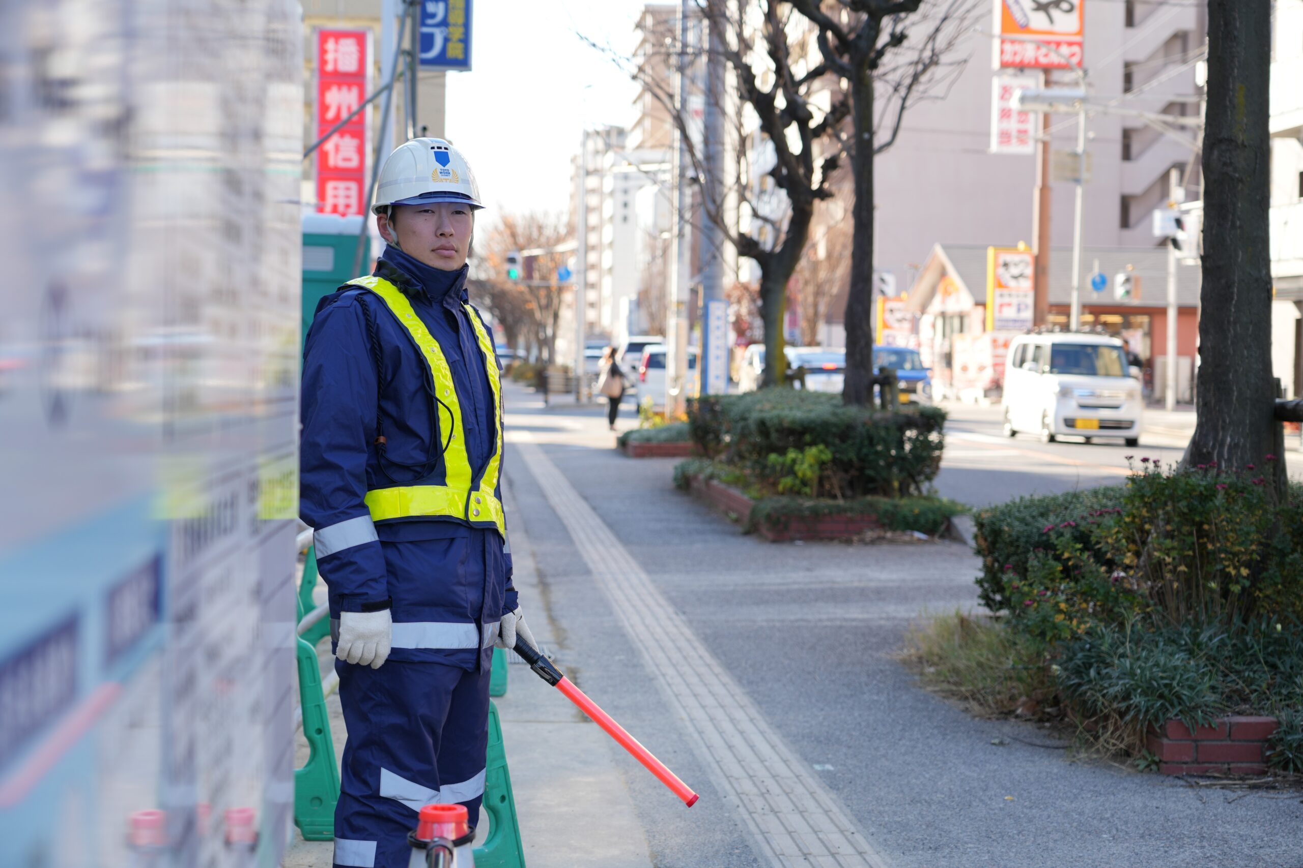 交通誘導　警備スタッフ