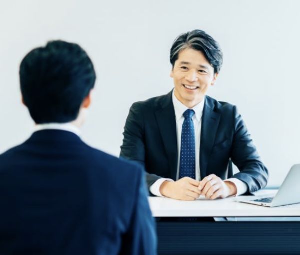 写真:本社採用